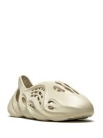 Adidas Yeezy Foam RNNR Sand - Image 2