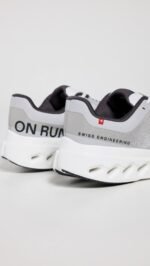 On Running Cloudsurfer Next Glacier White - Image 4