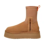 UGG Cassic Dipper Boot – Chestnut - Image 6